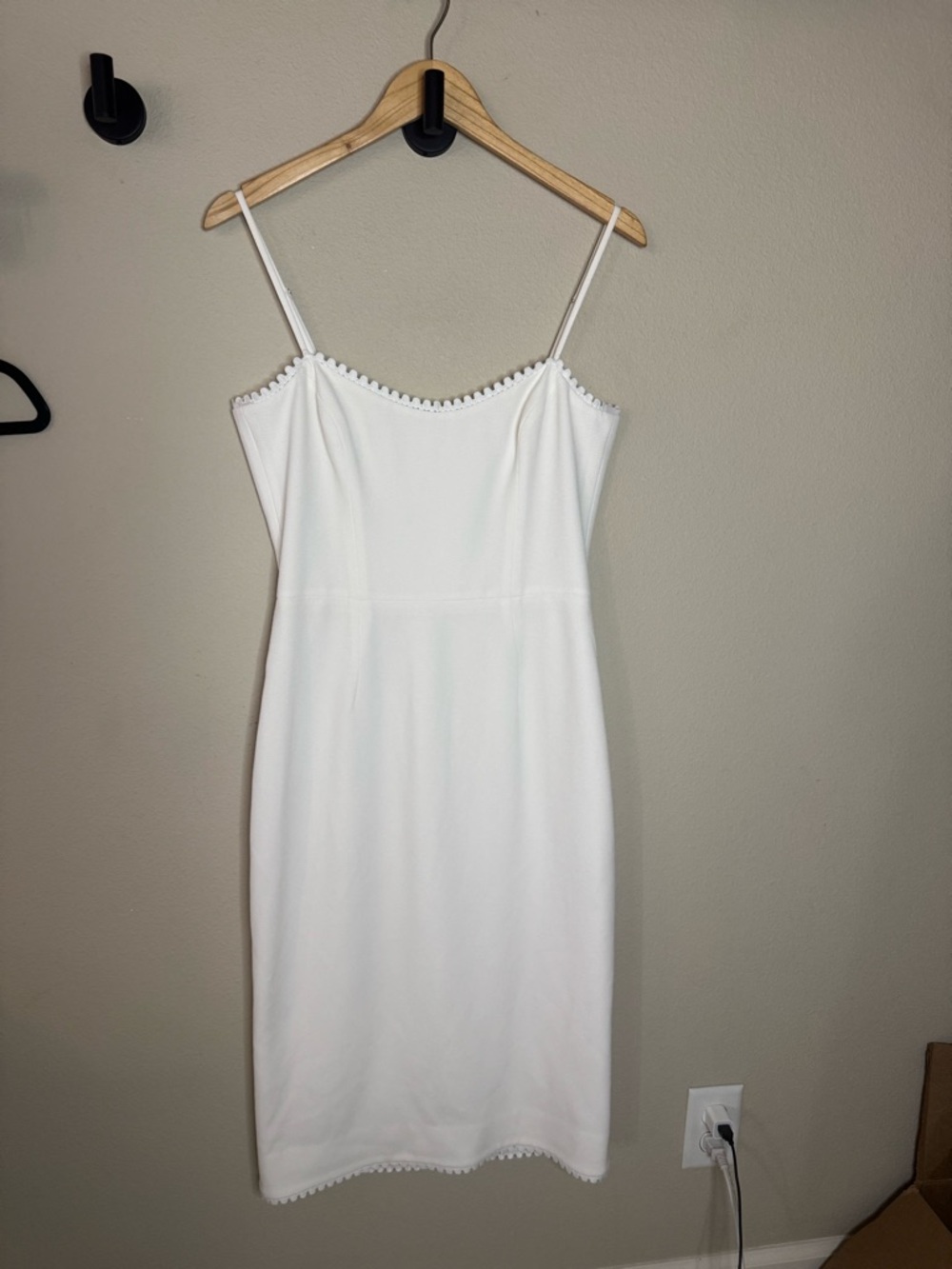 Dress The Population White Bodycon Midi Dress Size M Bridal Scalloped